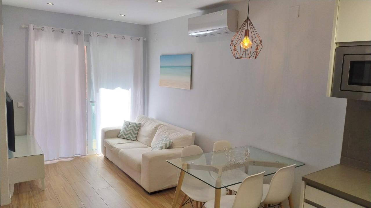 Apartamento Бланес Екстериор снимка